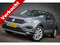 Volkswagen T-Roc - 1.5 TSI Sport /Panorama/Leer/Camera/Navi