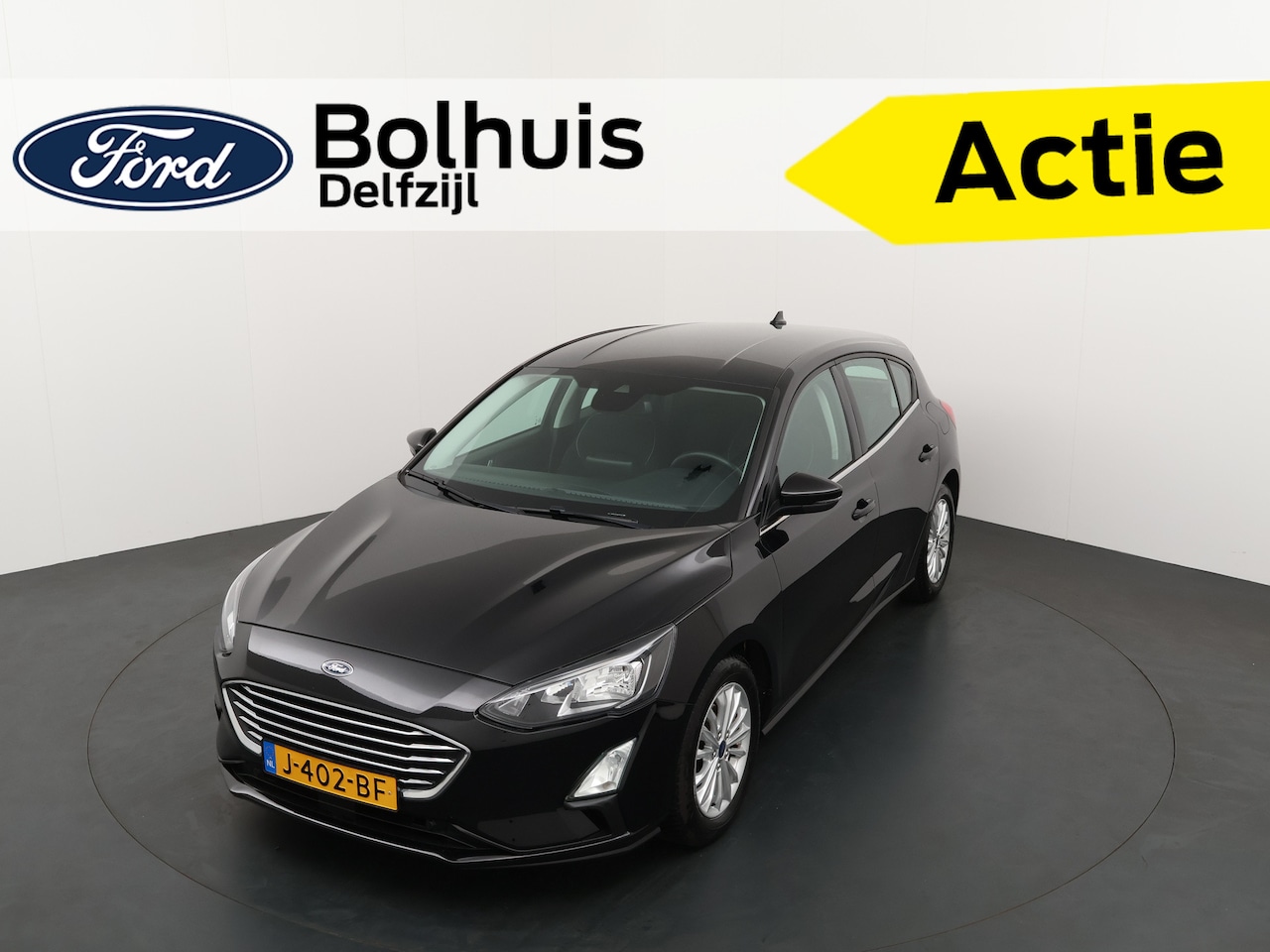 Ford Focus - EcoBoost 125PK Titanium Business | Navigatie | Clima | All Season | 100% dealer onderhoud - AutoWereld.nl