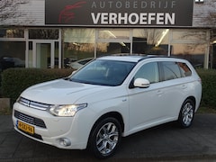 Mitsubishi Outlander - 2.0 PHEV Instyle+ - PANORAMADAK - CLIMATE CONTROL - NAVIGATIE - LANE ASSIST - STOELVERWARM