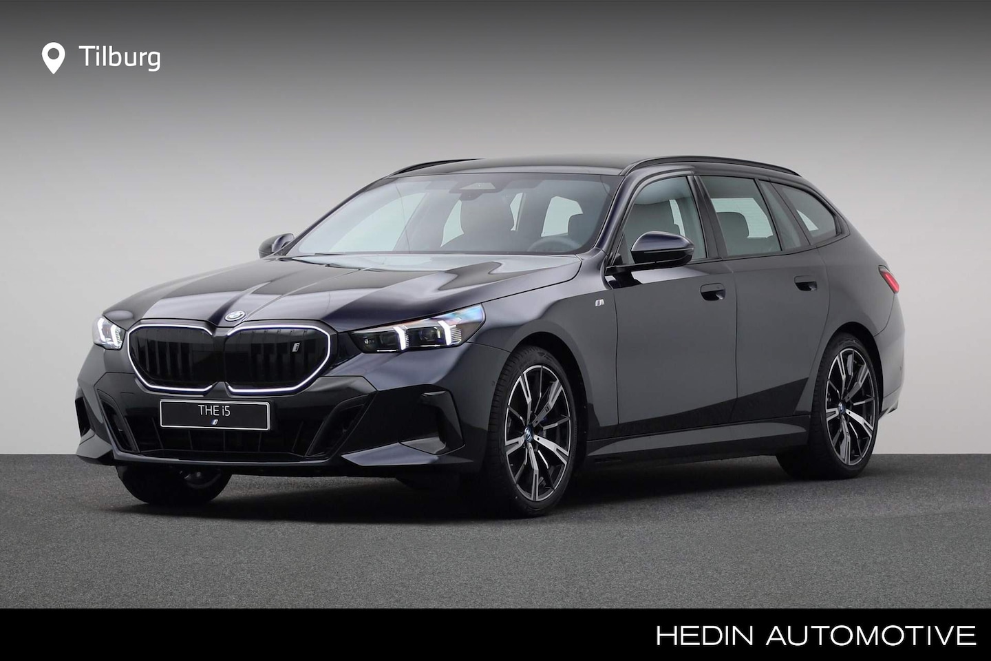 BMW i5 Touring - eDrive40 M Sport Edition | M Sportpakket Pro | Panoramadak | Trekhaak | Driving Assistant - AutoWereld.nl