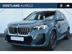 BMW X1 - sDrive20i High Executive M Sport Automaat / Trekhaak / Sportstoelen / Adaptieve LED / Adap