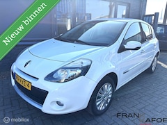 Renault Clio - 1.2 Collection Airco Navi Bl.Tooth Cruise 15"LM PDC Privacy glas