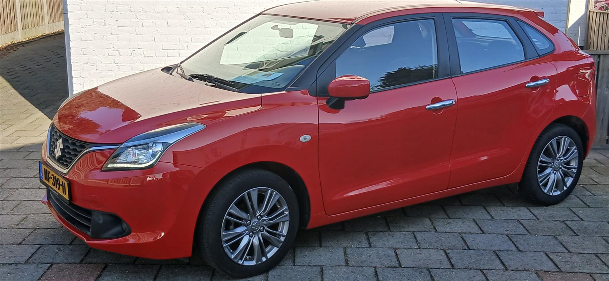 Suzuki Baleno - 1.2 Dualjet 90pk Exclusive airco trekhaak - AutoWereld.nl