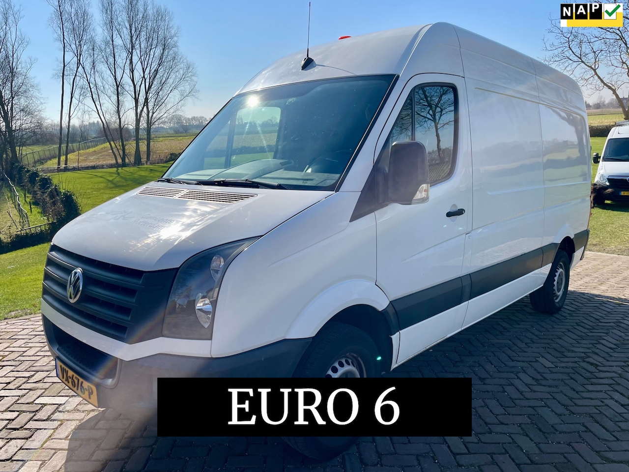 Volkswagen Crafter - 35 2.0 TDI L2H2 3500kg TREKHAAK EURO 6 AIRCO CRUISE - AutoWereld.nl