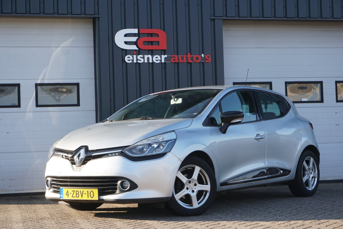 Renault Clio - 1.2 16V | NAVI | AIRCO | CRUISE | - AutoWereld.nl