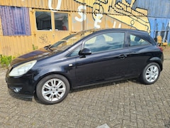 Opel Corsa - 1.4-16V Cosmo