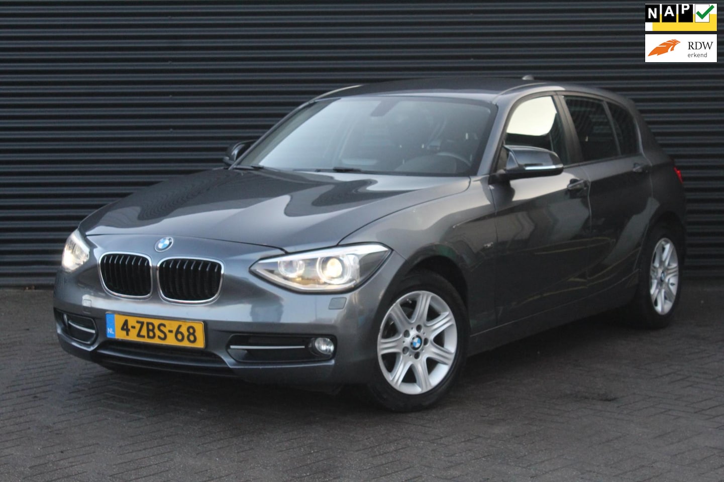 BMW 1-serie - 116i Executive | Sport | Navi full map | Clima | - AutoWereld.nl