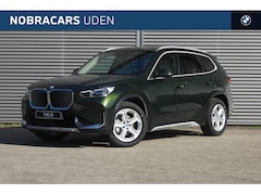 BMW iX1 - eDrive20 xLine / Panoramadak / Trekhaak / Sportstoelen / Adaptieve LED / Comfort Access /