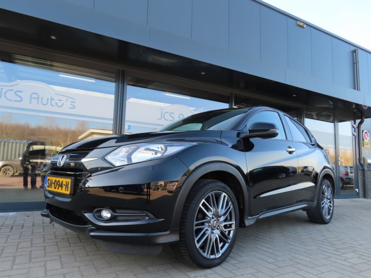 Honda HR-V - 1.5 I-VTEC Elegance Aut. Ecc Navi Trekhaak 2018 - AutoWereld.nl