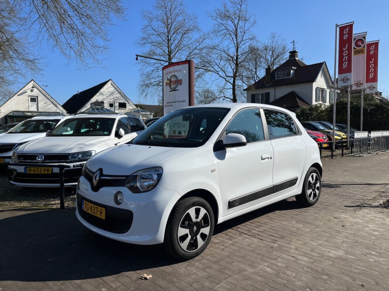 Renault Twingo - 1.0 SCE COLLECTION / AIRCO / CRUISE CTR. / LED / RADIO-DAB - AutoWereld.nl