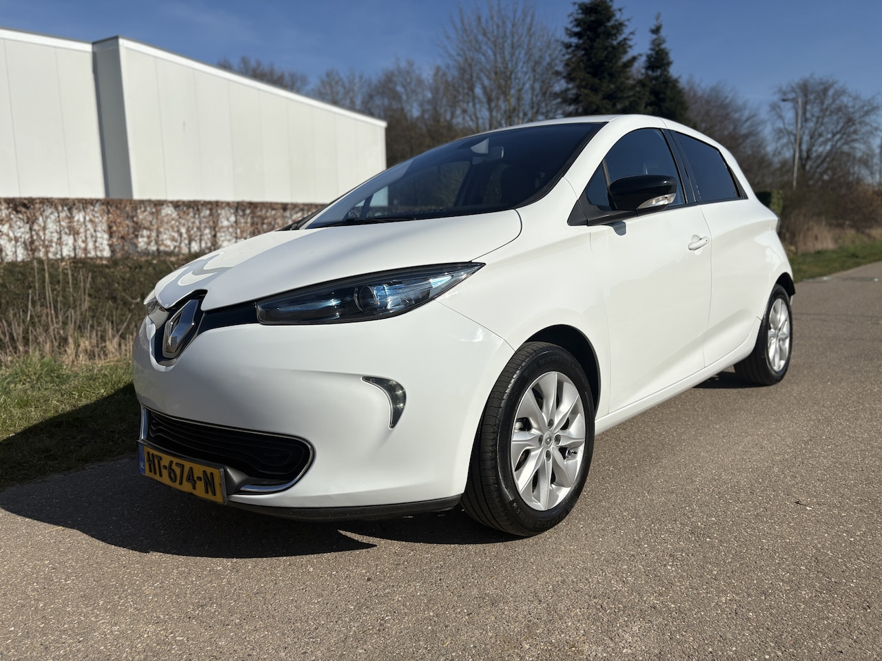 Renault Zoe - Q210 Zen Quickcharge 22 kWh (ex Accu) / 89dkm! NAP! / INCL BTW - AutoWereld.nl