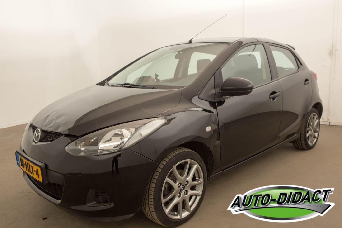 Mazda 2 - 1.3S Airco - AutoWereld.nl