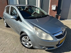 Opel Corsa - 1.4-16V '111' Edition / Airco / Cruise / 5DRS / LM