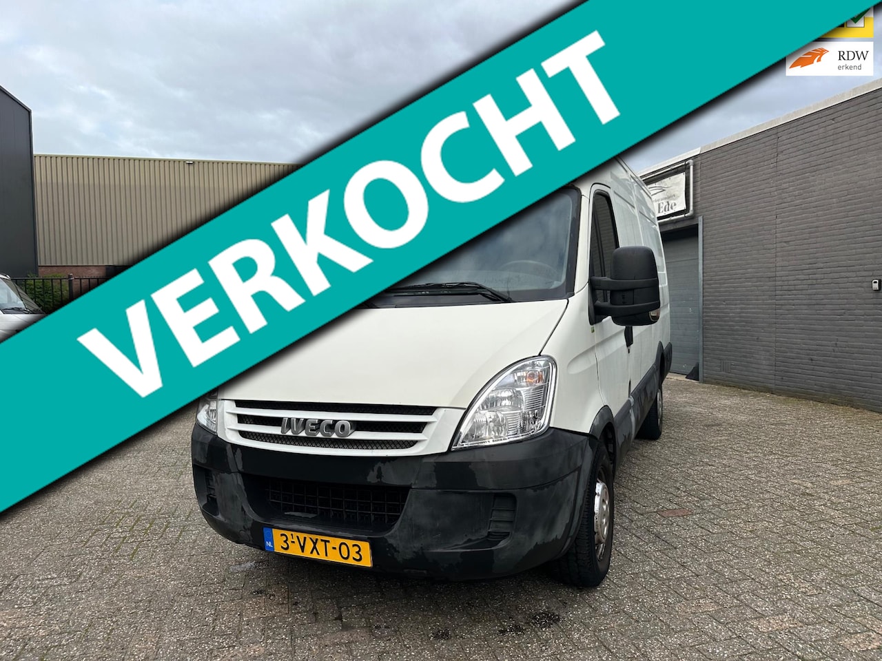 Iveco Daily - 35S12V 330 H2 L Airco Elek. Pakket Trekhaak APK - AutoWereld.nl