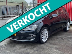 Volkswagen Golf - 1.6 TDI Comfortline *AIRCO* NAVI DSG