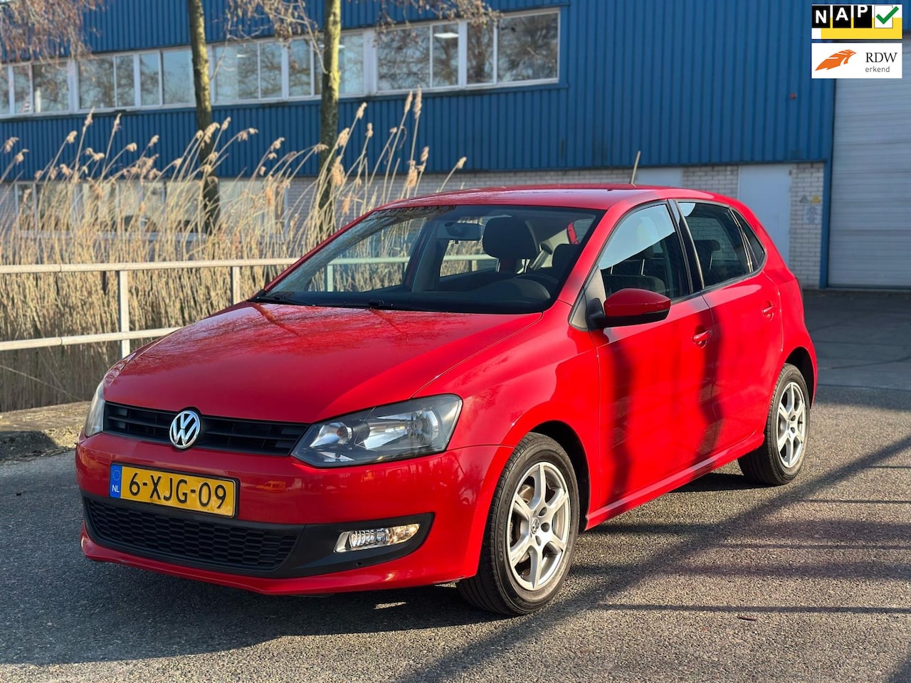 Volkswagen Polo - 1.2 TSI Highline Airco! 5 deurs LM velgen! APK! NAP! - AutoWereld.nl