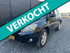 Toyota RAV4 - 2.2 D-CAT Linea Sol