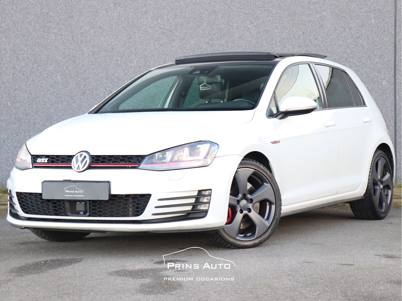 Volkswagen Golf - 2.0 TSI GTI Performance |PANO|ADAPTIVE|DYNAUDIO|STOELVERW.|MODE|LEDER| - AutoWereld.nl