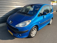 Peugeot 1007 - 1.6-16V AUTOMAAT Nette Auto APK t/m 04-02-2026