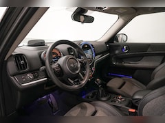 MINI Countryman - 2.0 Cooper S E ALL4 Panoramadak | Camera | Head Up | Stoelverwarming