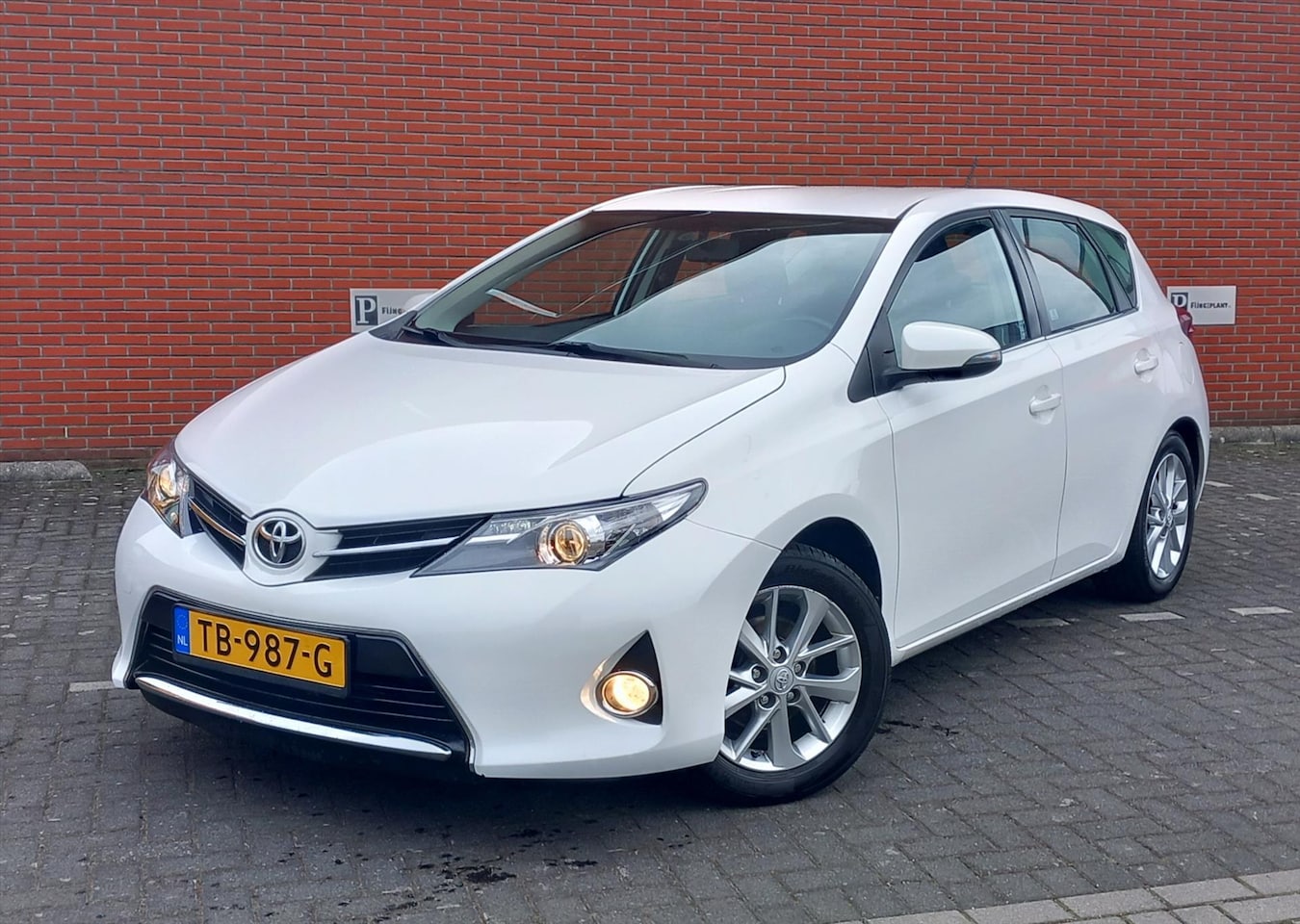 Toyota Auris - 1.3 VVT-i 99pk Sports Camera/Clima - AutoWereld.nl