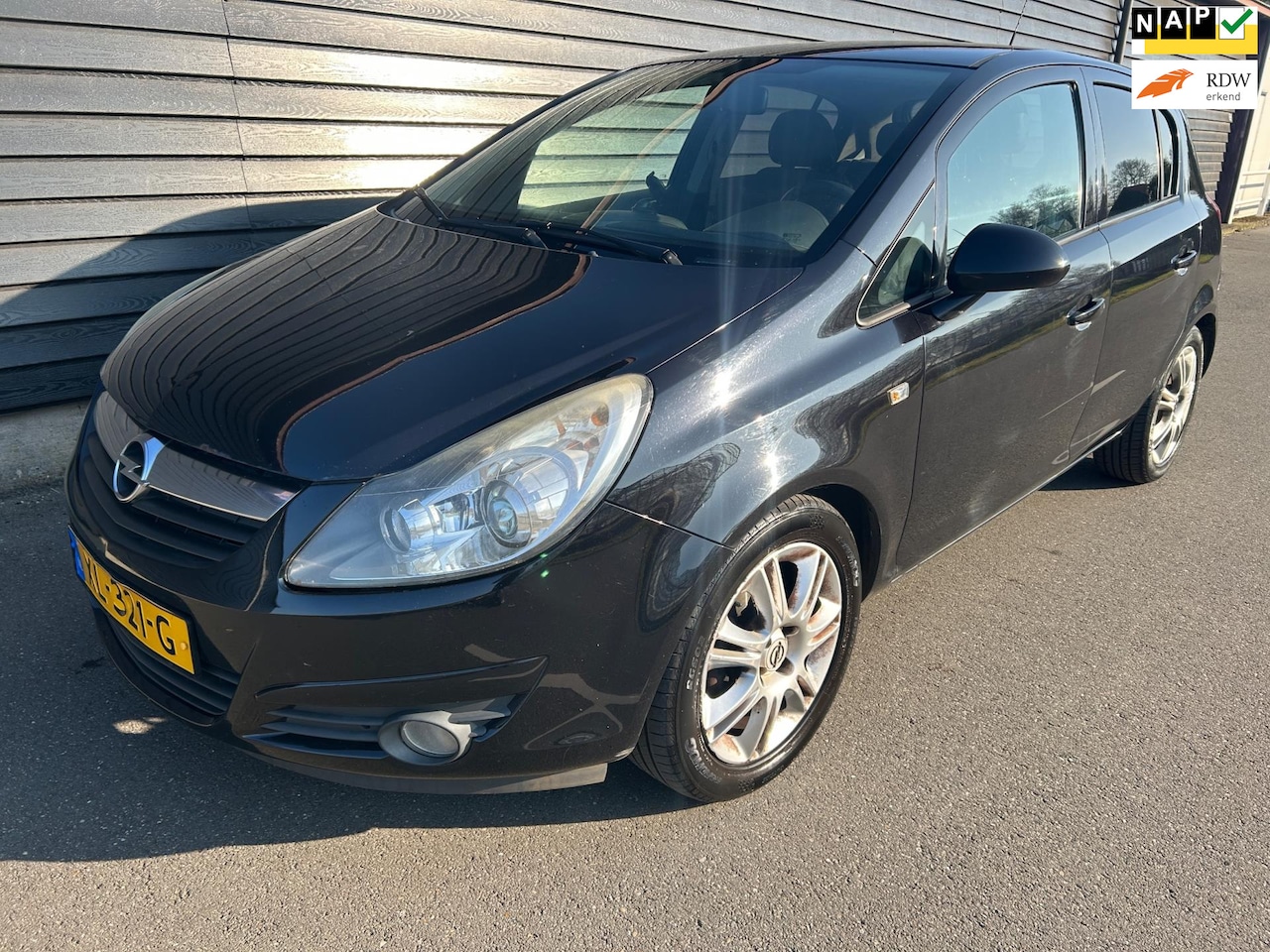 Opel Corsa - 1.2-16V Selection Gebruikt APK t/m 14-11-2025 - AutoWereld.nl