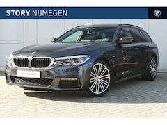 BMW 5-serie Touring - 530i xDrive High Executive M Sport Automaat / Panoramadak / Trekhaak / Sportstoelen / Stoe