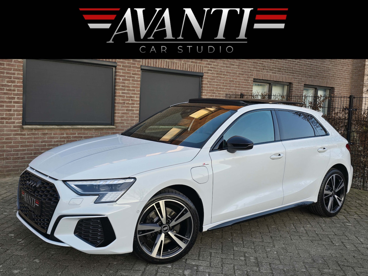 Audi A3 Sportback - 40 TFSI S-LINE RS STOELEN AUT PANO VIRTUAL HUD STOELVERWARMING KEYLESS ENTRY ADAPTIVE CC B - AutoWereld.nl