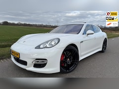 Porsche Panamera - 4.8 Turbo Panamera