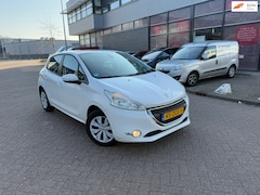 Peugeot 208 - 1.2 VTi Envy NEW APK CLIMA Volledig onderhouden