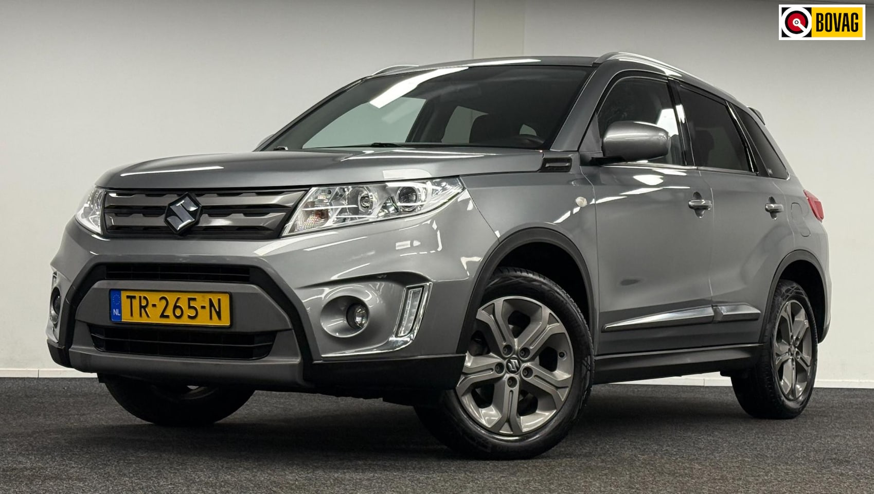 Suzuki Vitara - 1.6 Exclusive*Trekhaak*Navi*Camera*Bluetooth! - AutoWereld.nl