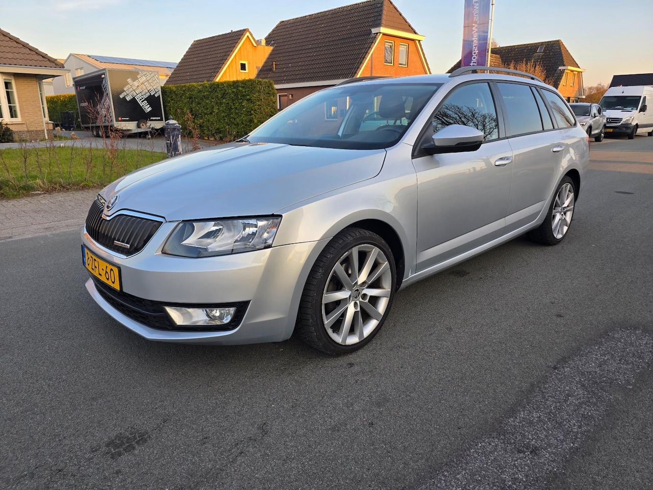 Skoda Octavia Combi - 1.6 TDI Greenline Businessline+ I EEC"PDC 2014 NAP - AutoWereld.nl