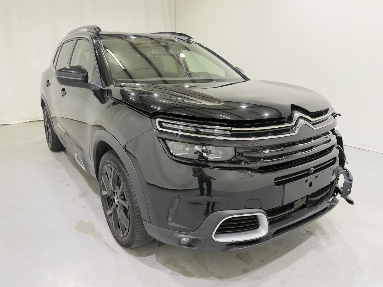 Citroën C5 Aircross - 1.2 PureTech 130 Shine Aut8 - AutoWereld.nl