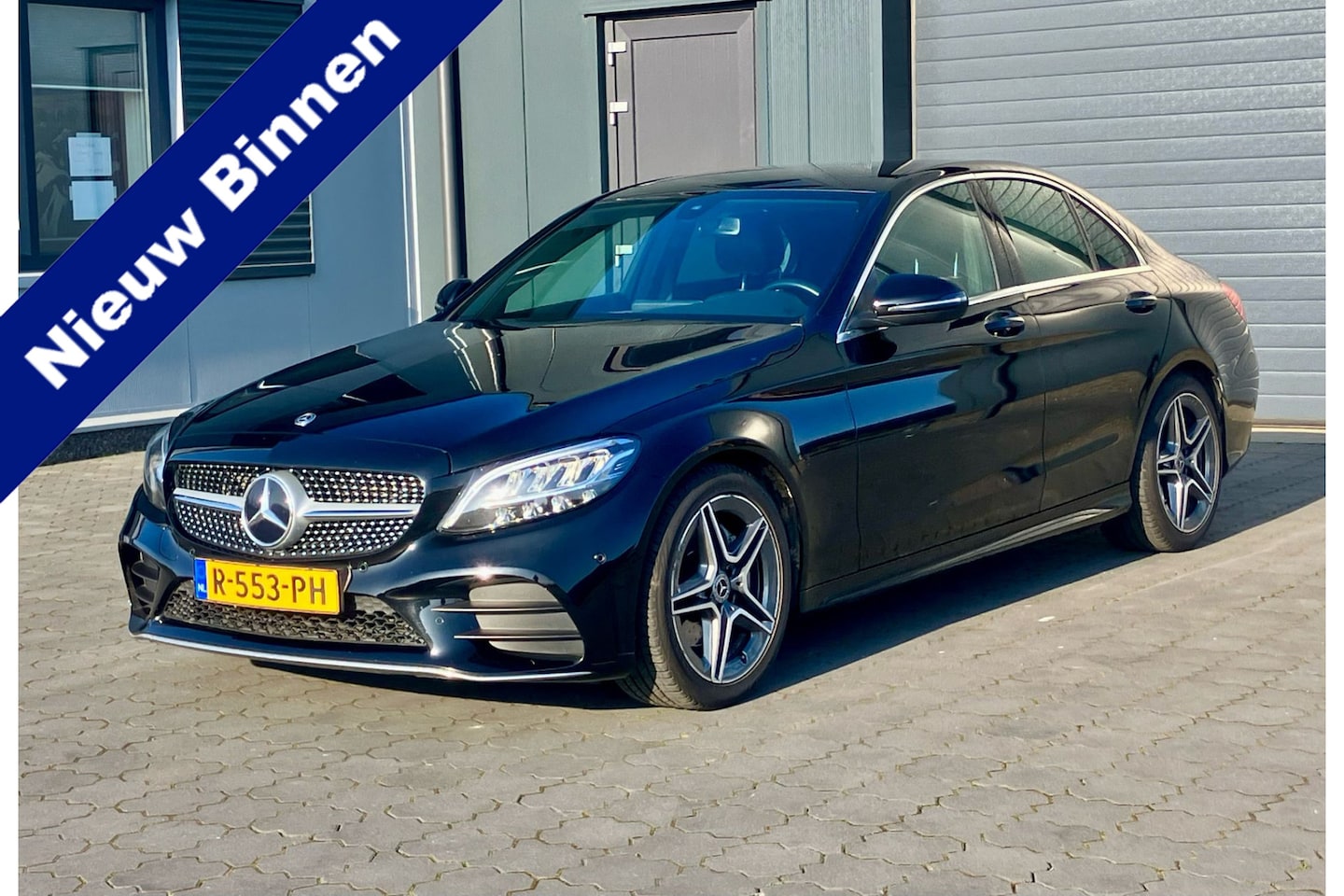 Mercedes-Benz C-klasse - 200 Business Solution AMG ACC CAMERA TREKHAAK - AutoWereld.nl