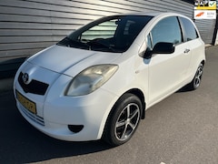 Toyota Yaris - 1.0 VVTi APK t/m 22-02-2026