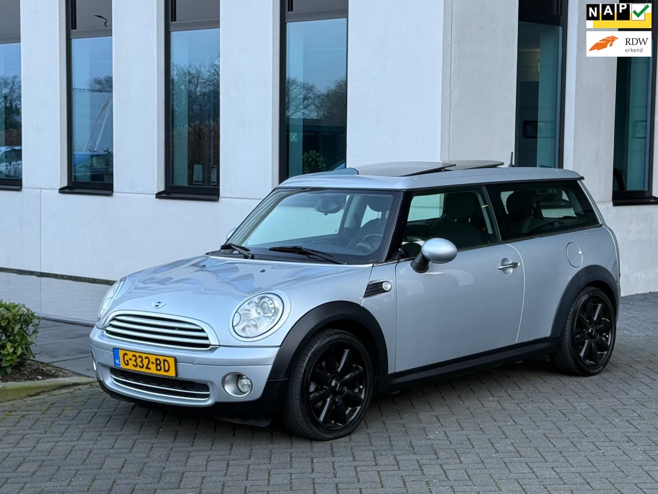 MINI Cooper - Mini 1.6 Pepper, panoramadak,xenon verlichting - AutoWereld.nl