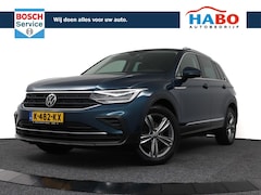 Volkswagen Tiguan - 1.5 TSI LIFE BUSINESS ECC/ADAPTIVE.CRUISE/NAV/CAMERA/LEDER/TREKHAAK