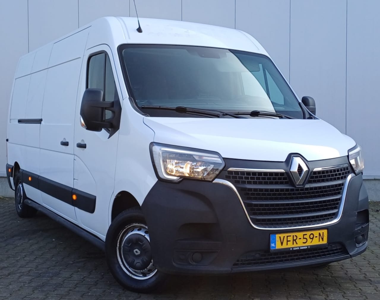 Renault Master - T35 2.3 dCi L3H2 T35 2.3 dCi L3H2 En. - AutoWereld.nl