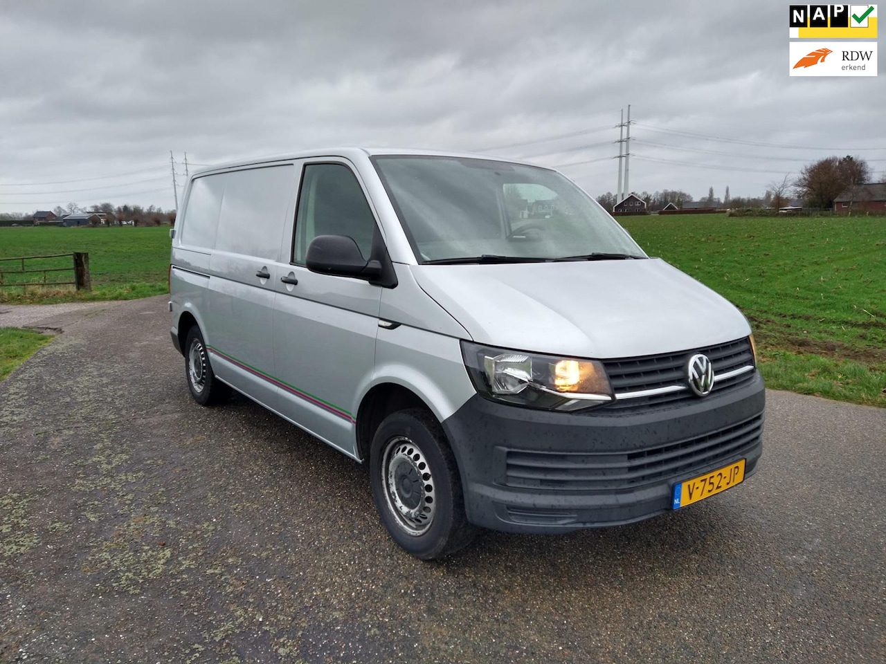 Volkswagen Transporter - 2.0 TDI L1H1 2.0 TDI L1H1 - AutoWereld.nl