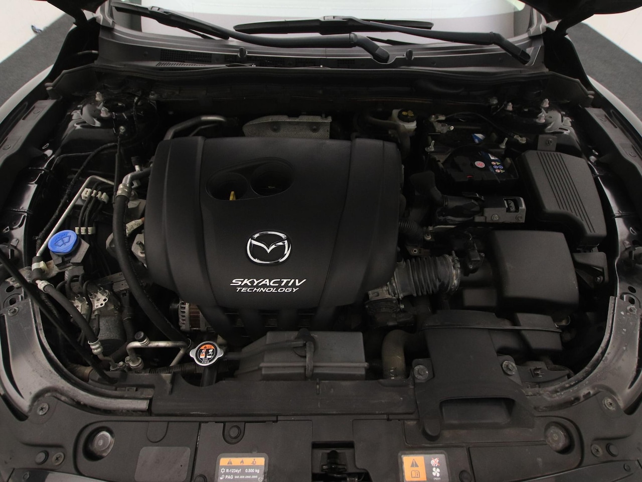 Mazda 6 - 2.0 SkyActiv-G Skylease Drive automaat met all-weather banden : dealer onderhouden - AutoWereld.nl