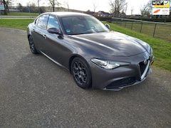 Alfa Romeo Giulia - 2.2 Super