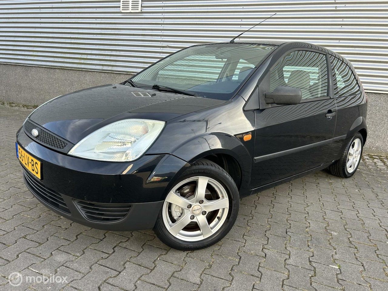 Ford Fiesta - 1.25-16V Ambiente 1.25-16V Ambiente - AutoWereld.nl