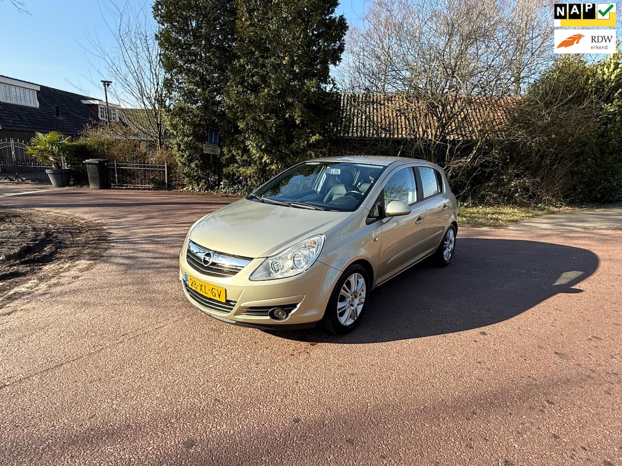 Opel Corsa - 1.4-16V Cosmo / Airco / NAP / Automaat / Lm / Apk - AutoWereld.nl