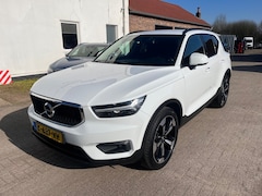 Volvo XC40 - 1.5 T2 Winter Pack Stuurverwarming Stoelverwarming