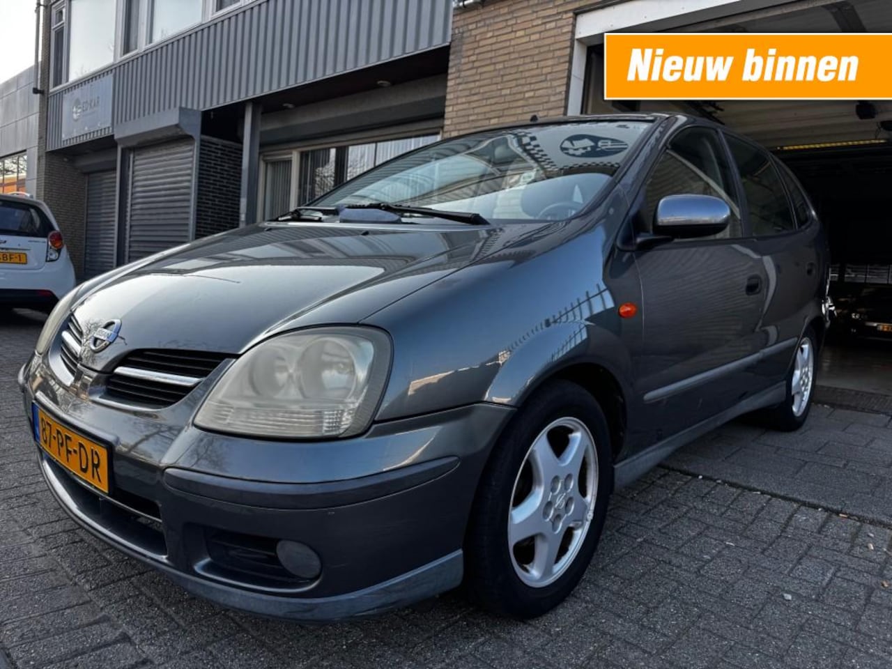 Nissan Almera Tino - 1.8 Visia AIRCO CAMERA LMV RIJDT GOED MEENEEM PRIJS - AutoWereld.nl