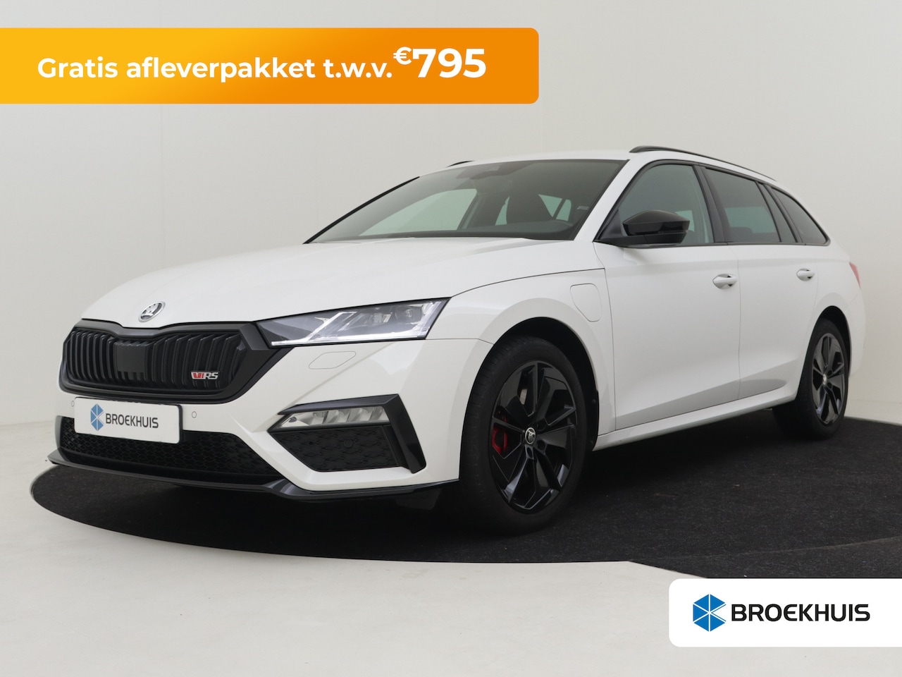 Skoda Octavia Combi - 1.4 TSI RS 245 PHEV Business | Cruise control | Navigatie via app | App connect | Dab radi - AutoWereld.nl