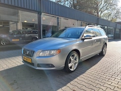 Volvo V70 - 2.5T Momentum Origineel NL Leer PDC Electrische achterklep Regensensor 18 inch Clima Cruis