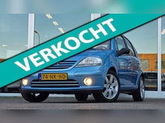 Citroën C3 - 1.4i Exclusive Airco Schuif/kanteldak Nieuwe APK Garantie