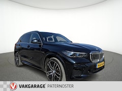 BMW X5 - xDrive45e M-Sport Pano / 22 inch / HUD / 360 / Laser / Vol