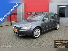 Volvo V50 - 2.4i 170 PK , Edition II . NL Auto , Nap